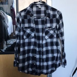 navy blue/white plaid shirt